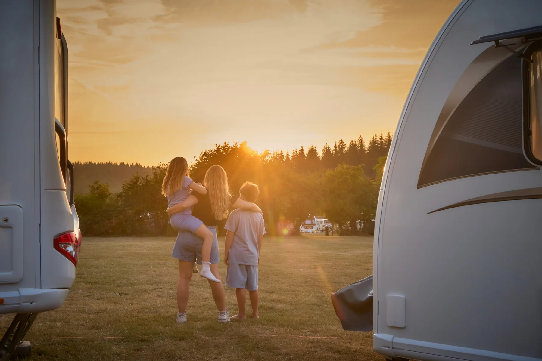Bailey Unicorn Grande on a campsite in the evening