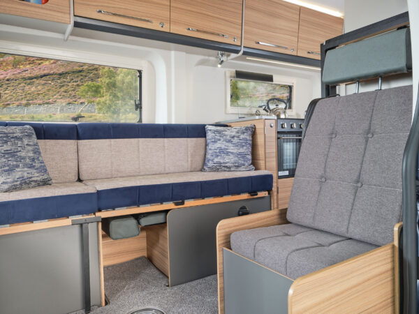 Bailey Endeavour B64