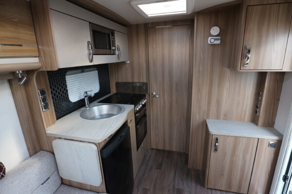 Swift Challenger 560 2020
