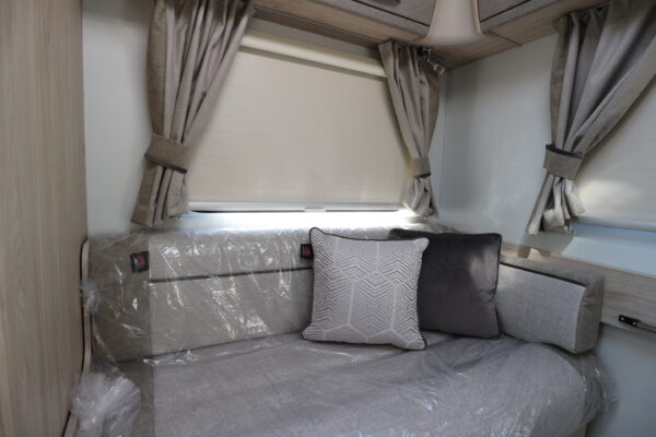 Elddis Accordo 135